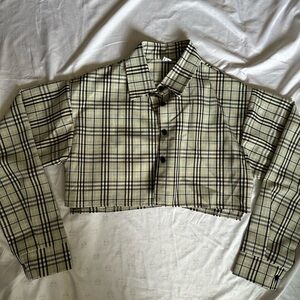 Long Sleeve Plaid Crop Top